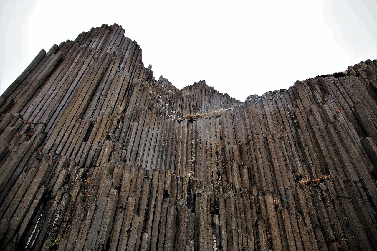 Skály z jiné strany