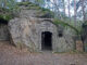 Zdobený vchod do jeskyně Klácelka