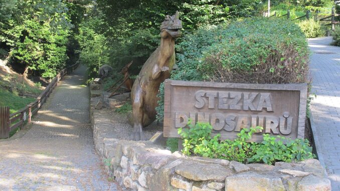 Stezka dinosaurů v Zoo Ústí nad Labem