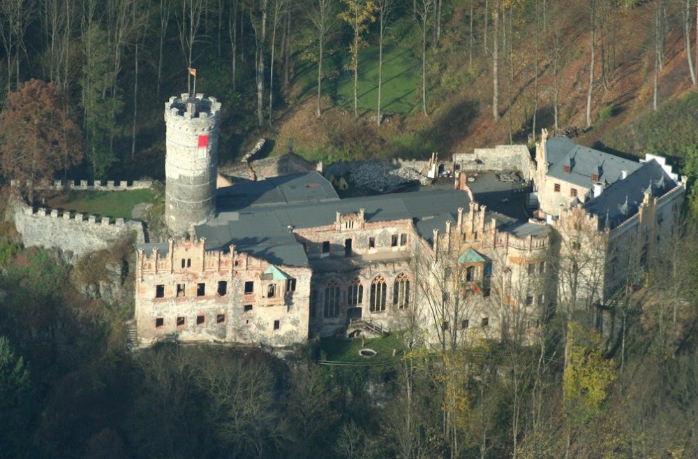 Letecký pohled na Horní hrad. Zdroj: Horní hrad