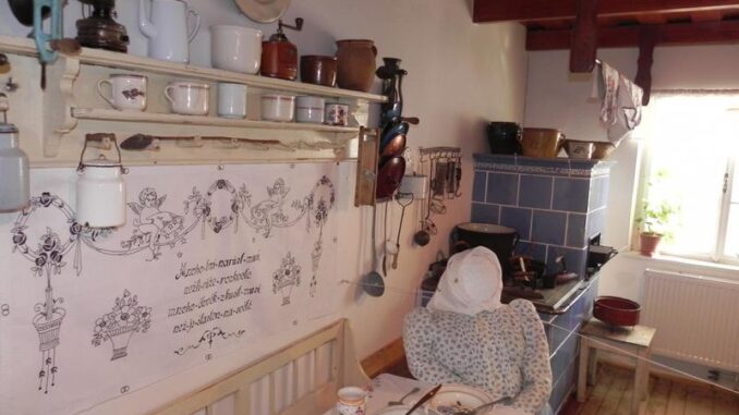 Stylově upravená selská kuchyně v muzeu obce Kobylí. Foto: Přemysl Pálka. Zdroj: Muzeum obce Kobylí