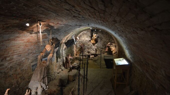 Starobylé podzemí pod Telčským domem: Zdroj: Telčský dům