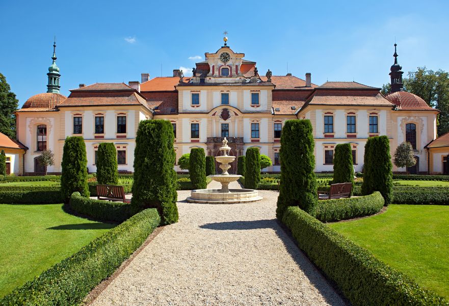 Zámek v Jemništi v okrese Benešov. Zdroj foto: Shutterstock.com/hornyak