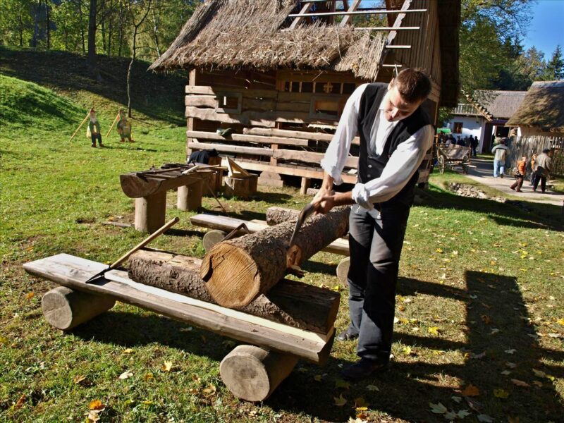 Barvy podzimu ve Vodním mlýně v Hoslovicích. Zdroj: Muzeum středního Pootaví Strakonice