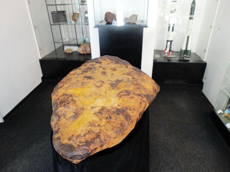 Muzeum meteoritů ve Štefánikově hvězdárně v Praze. Zdroj: Shutterstock.com/isparklinglife