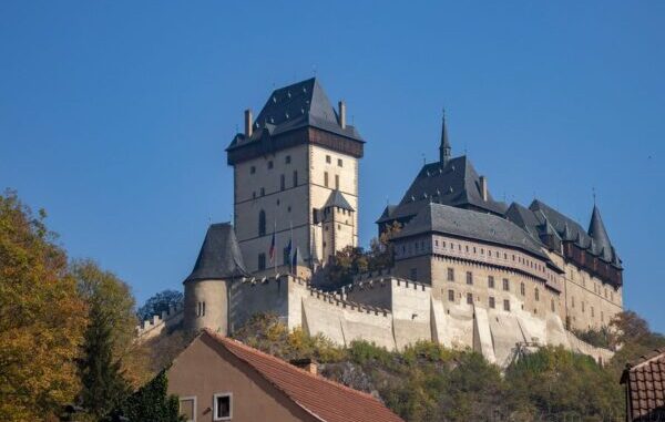 Státní hrad Karlštejn. Zdroj: NPÚ