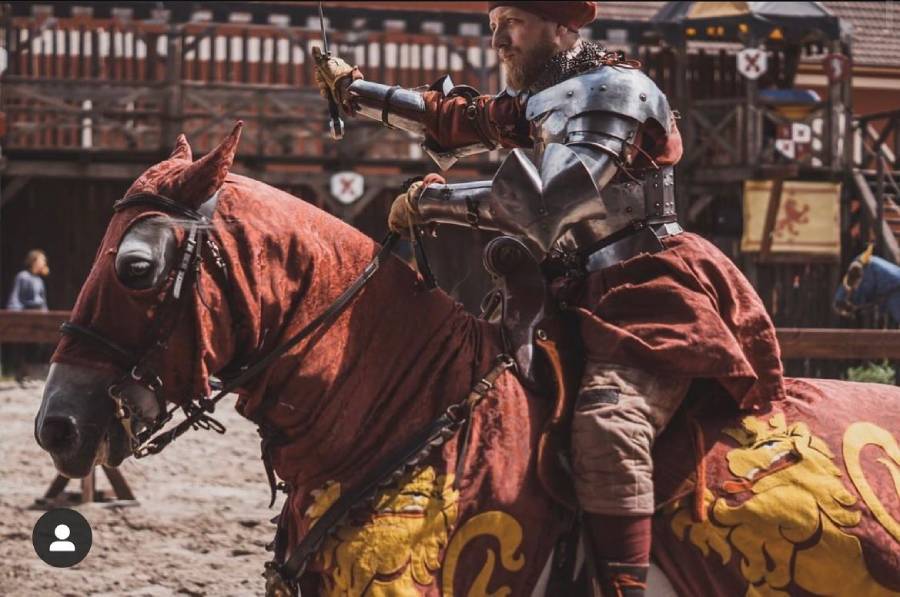 Rytířské turnaje na zámku v Dětenicích