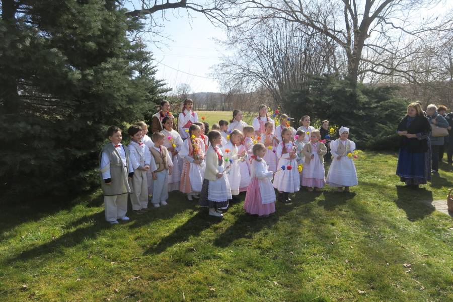 Jarní jarmark ve Mlýně vodníka Slámy