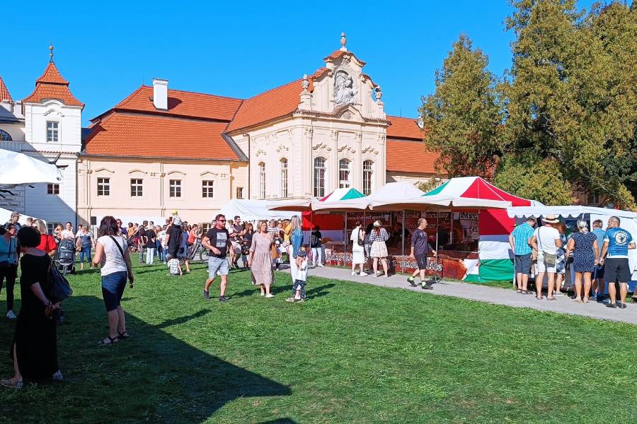 Jarní slavnosti piva v klášteře Želiv