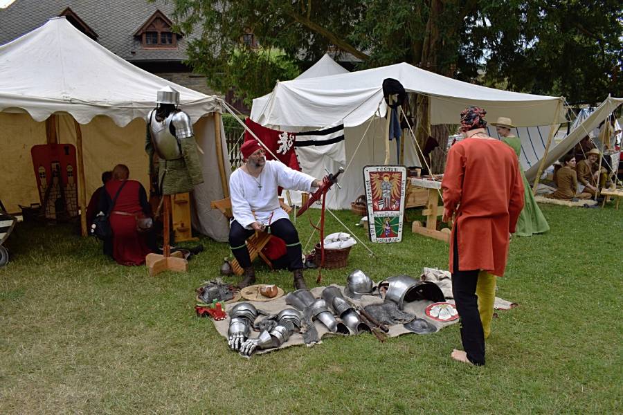 Historický den na hradě Šternberk. Zdroj: Národní památkový ústav