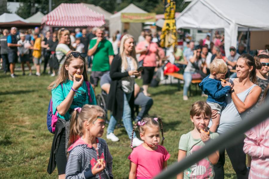 Borůvkové hody pod Pradědem. Zdroj: Obec Malá Morávka