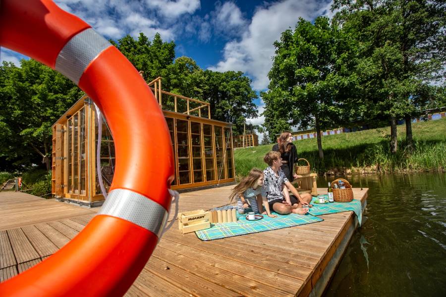 Hold slunci na Slezské plovárně. Zdroj: Slezská plovárna