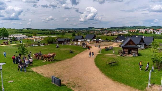 Zdroj: Eden centrum, Bystřice nad Pernštejnem