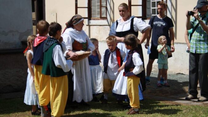 Za Babičkou Boženy Němcové do Ratibořic. Zdroj: Národní památkový ústav