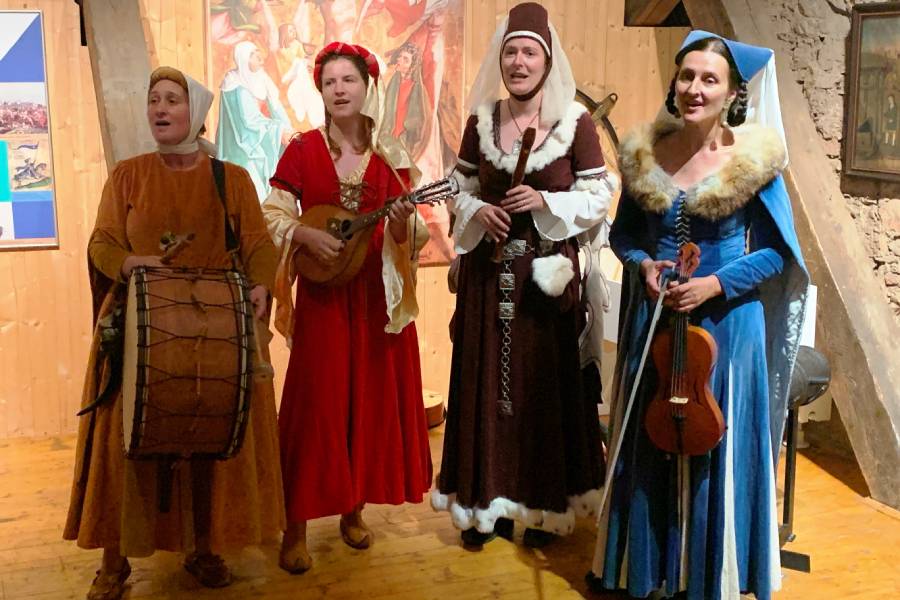 Zahájení výstavy "Mělník v čase – 750 let města". Zdroj: Regionální muzeum Mělník