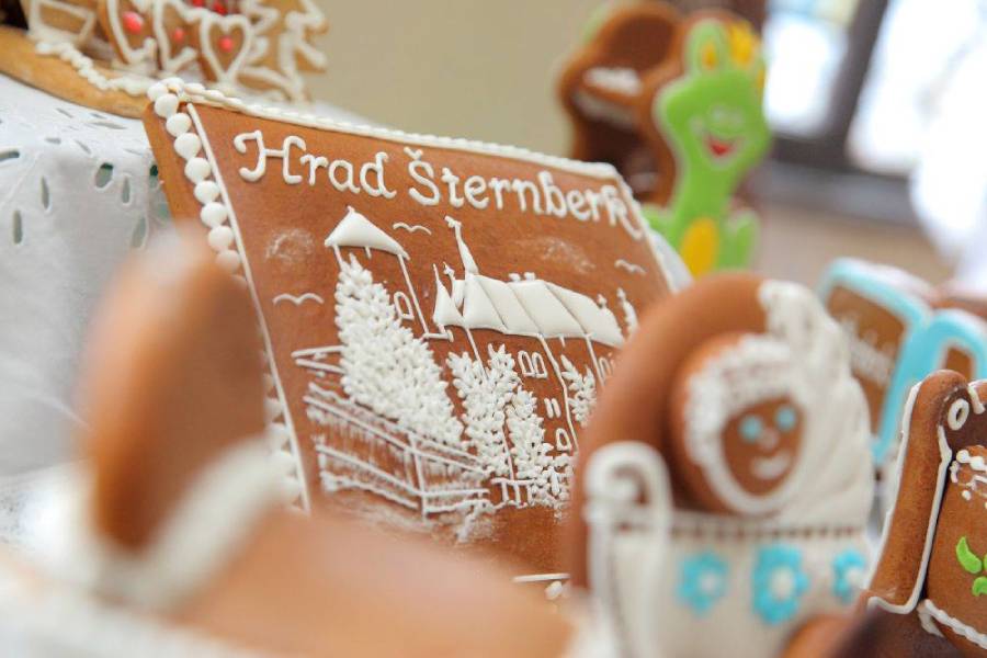 Adventní jarmark na hradu Šternberk. Kníže von Šternberk. Zdroj: Státní hrad Šternberk