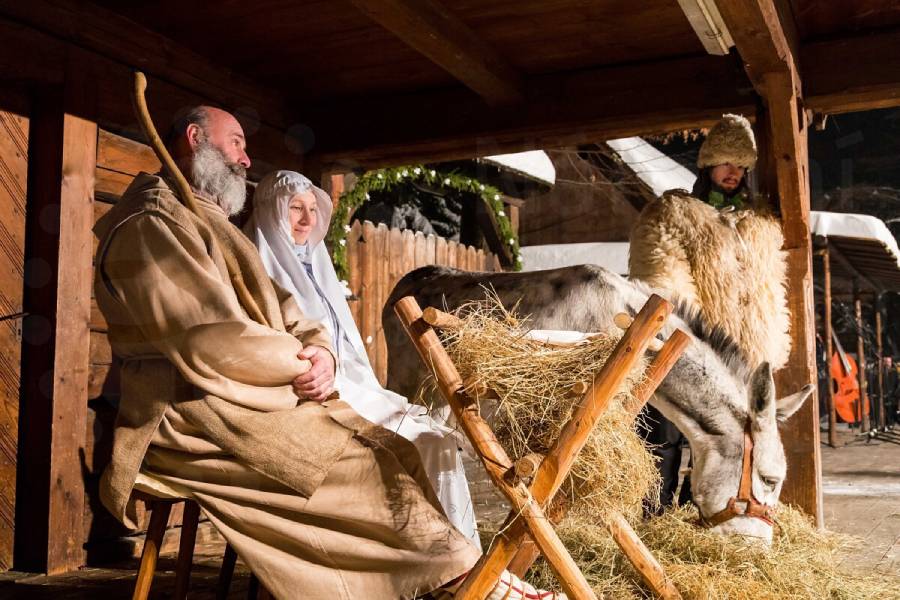 Živý betlém v Dřevěném městečku. Foto: Jan Kolář. Zdroj: Valašské muzeum v přírodě. 
