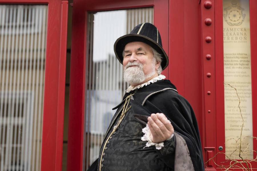 Příběh rekonstrukce domu. Zdroj: Zámecká lékárna a.s.