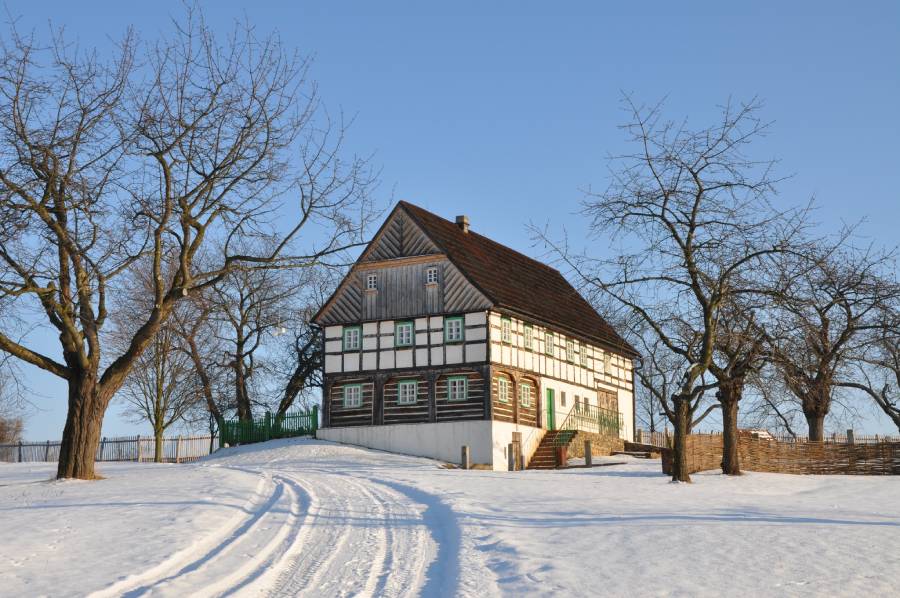 Zima na vsi. Zdroj: Regionální muzeum v Kolíně