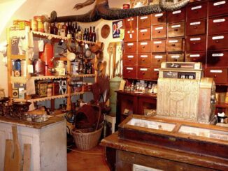 Prvorepublikový koloniál. Zdroj: Regionální muzeum města Žďáru nad Sázavou