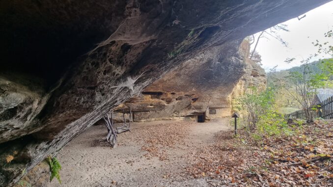 skalní převis Kůlna