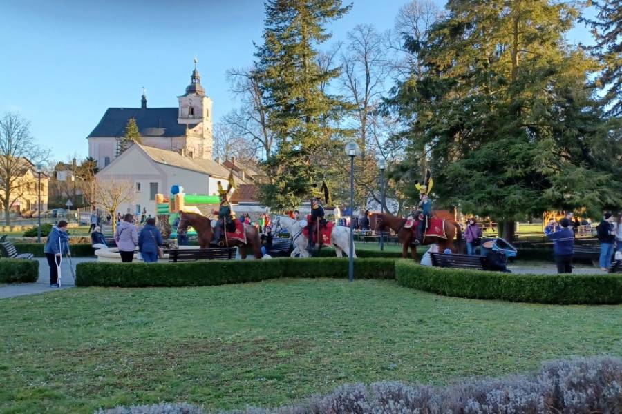 Zahájení lázeňské sezony. Zdroj: Lázně Slatinice