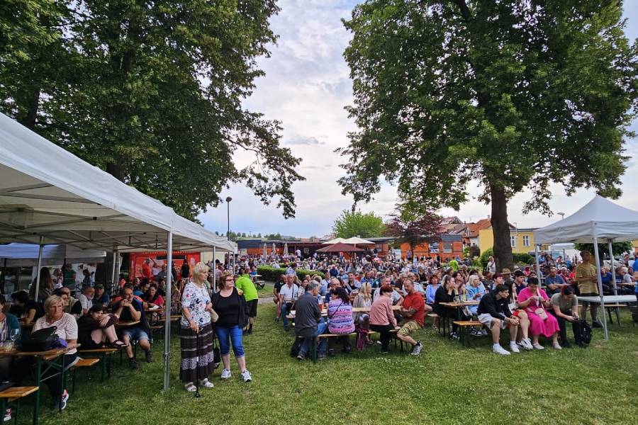 Den zdraví v Lázních Slatinice: Celodenní akce plná aktivit, přednášek a vystoupení v krásném lázeňském prostředí. Zdroj: Lázně Slatinice