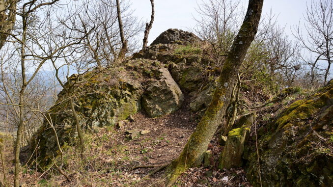 Zřícenina hradu Panna.