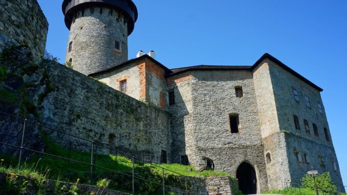 Hradní pevnost Sovinec. Zdroj: Shutterstock.com/Jirka Marak