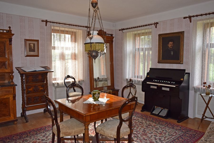 Hukvaldský památník Leoše Janáčka. Zdroj: Informační a kulturní centrum obce Hukvaldy 