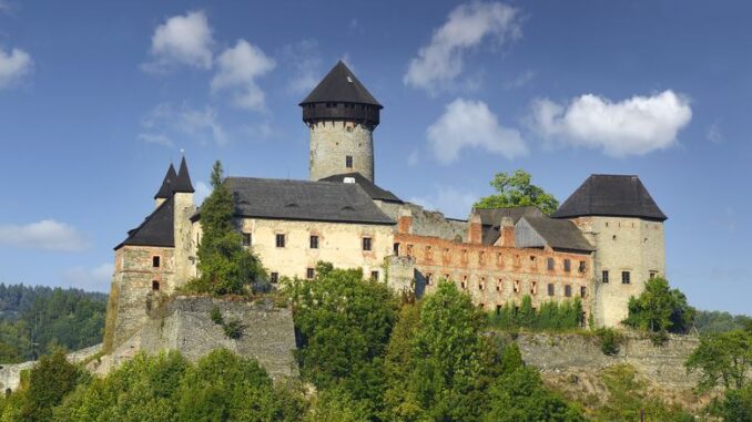 Hrad Sovinec. Zdroj: Shutterstock.com/Pecold