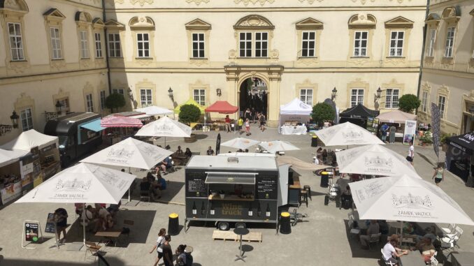 Zdroj: Národní památkový ústav. Oficiální webová prezentace státního zámku Valtice