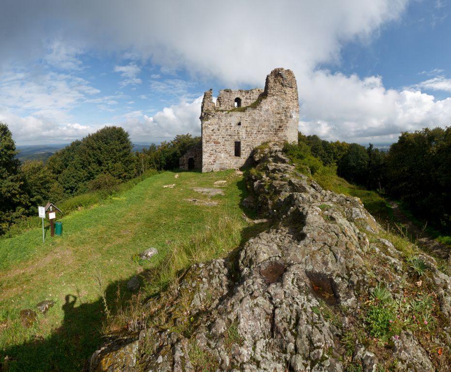 Zřícenina hradu Přimda. Zdroj: Město Přimda.