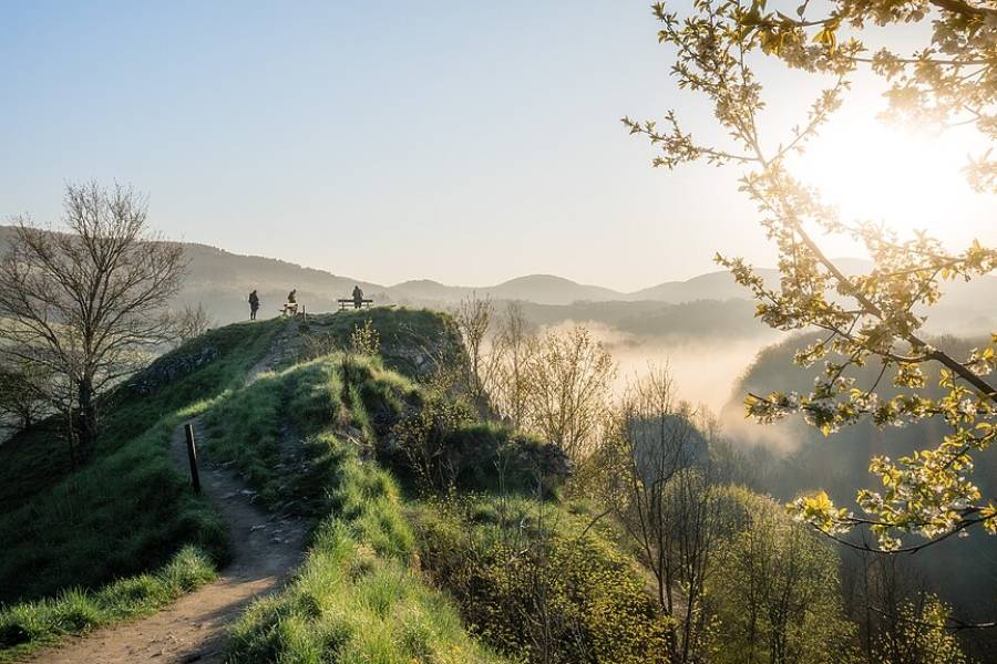 Tetín. Autor: Ted Moravec, CC0, via Wikimedia Commons