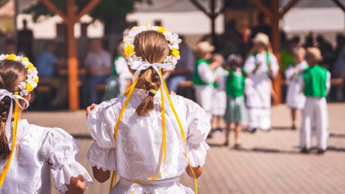 Zdroj: Oficiální profil obce Hevlín