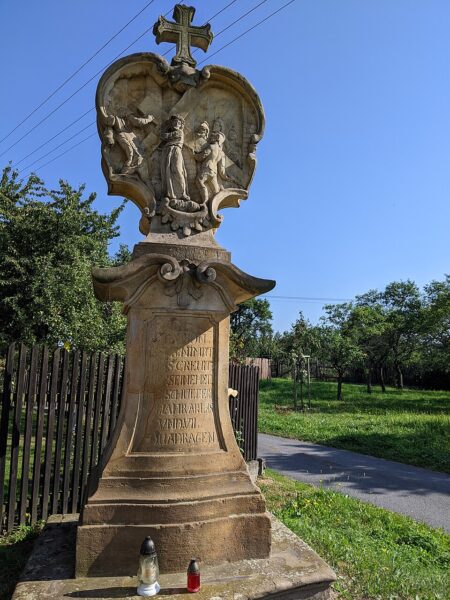 Křížová cesta u obce Ruda.