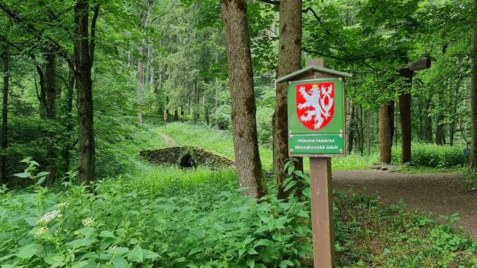 Sklenářovické údolí