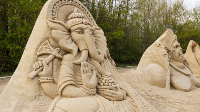 Zdroj: FB profil výstavy Sochy z písku Lednice