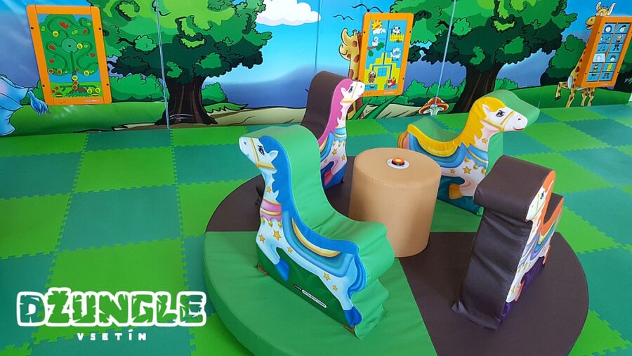 Kolotoč pro nejmenší.