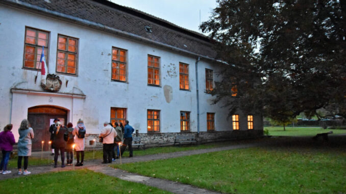 Foto: Zámek Liptál, večerní prohlídky. Foto Věra Dorušková