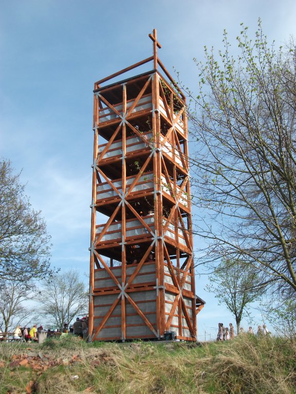 Rozhledna Šibeniční vrch u Horšovského Týna. Zdroj: <a href="https://www.rozhlednovymrajem.cz/">rozhlednovymrajem.cz</a>