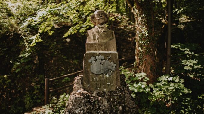 Národní sad na vrchu Kotouč