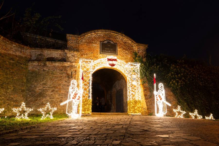 Světelný park na Špilberku. Zdroj: Muzeum města Brna