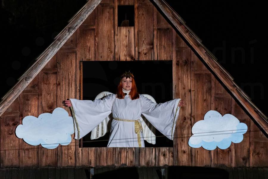 Živý betlém v Dřevěném městečku. Foto: Jan Kolář. Zdroj: Valašské muzeum v přírodě