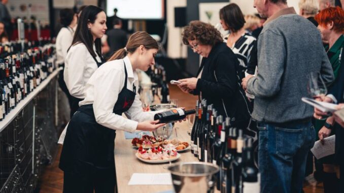 Březen na jižní Moravě láká ke koštu. Zdroj: Národní vinařské centrum