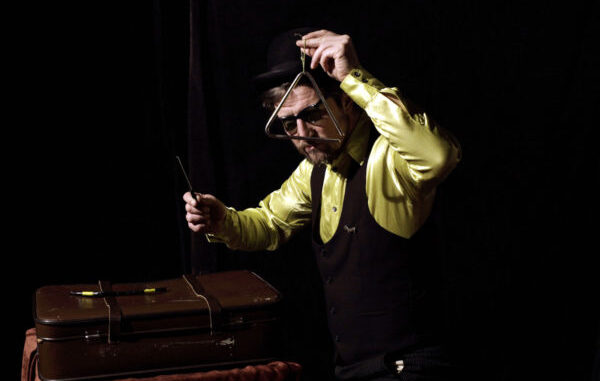 Kouzelník Eňo Ňuňo. Zdroj: Loutky bez hranic