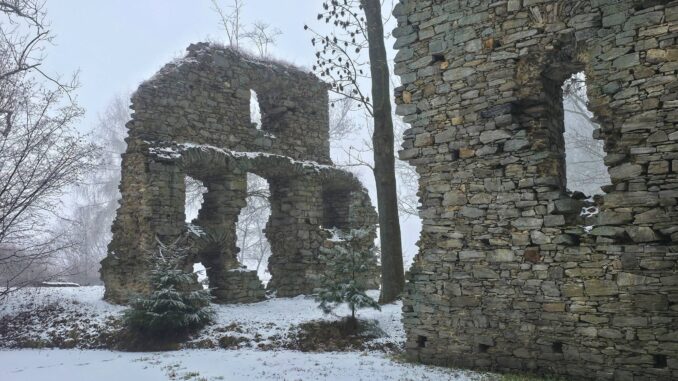 Tvrz Kouty. Foto: Martin Tesař