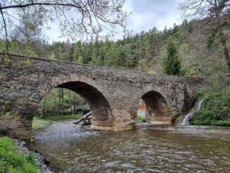 Kamenný most přes Střelu. Foto: Martin Tesař