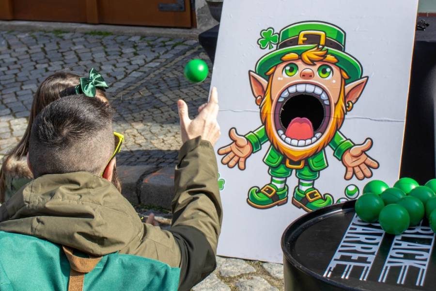 Mělnické oslavy svatého Patrika. Zdroj: Brloh Barbecue