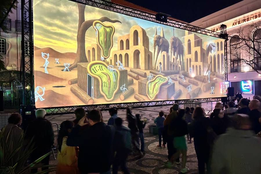 Démoni od českého studia INITI vás vtáhnou do imaginárního, lehce surrealistického světa. Zdroj: Plzeň 2015, z.ú.